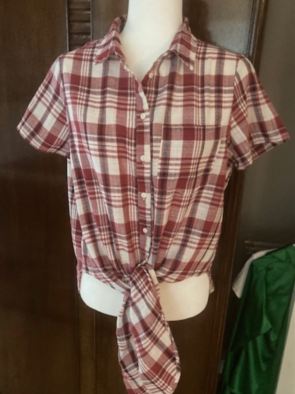 Red & Creamy White Plaid Shirt – Size L